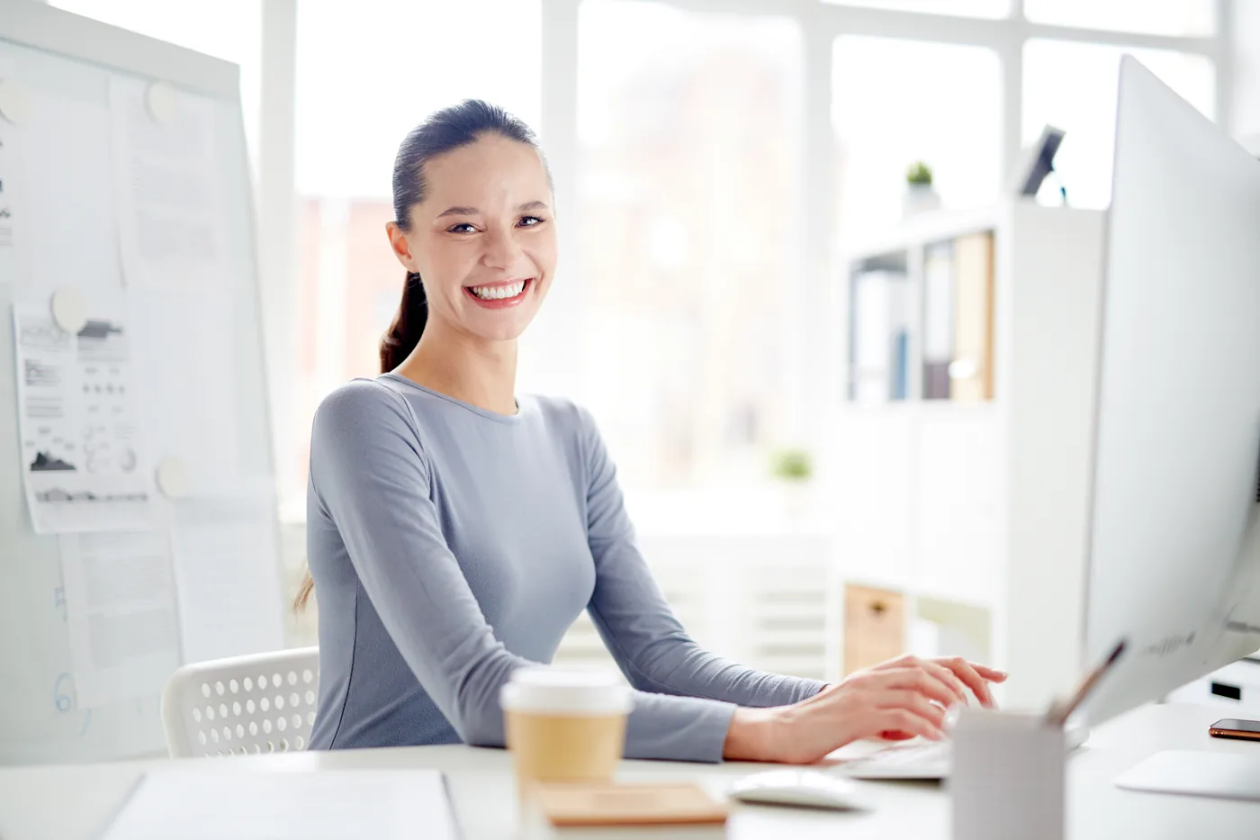 Equipo de atención al cliente de CAISOFT